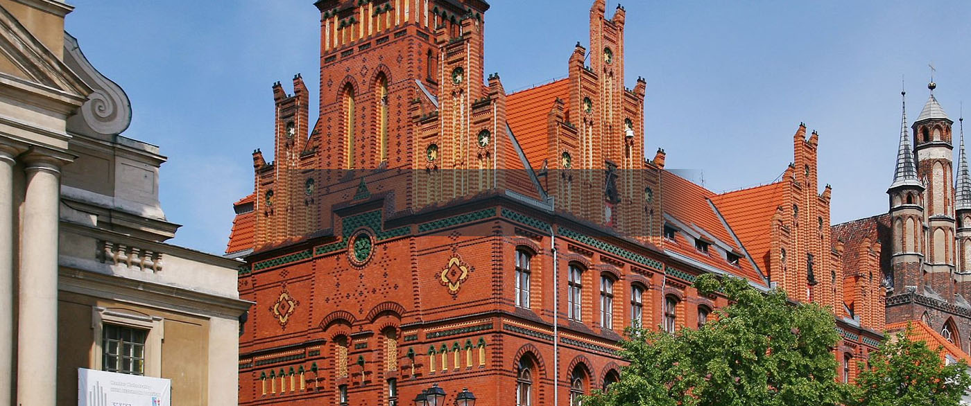 Torun Intro 01 PX